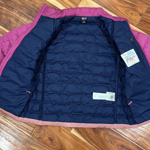 Patagonia Kid's Down Sweater Size Medium (10), Color Amaranth Pink - Picture 5 of 9